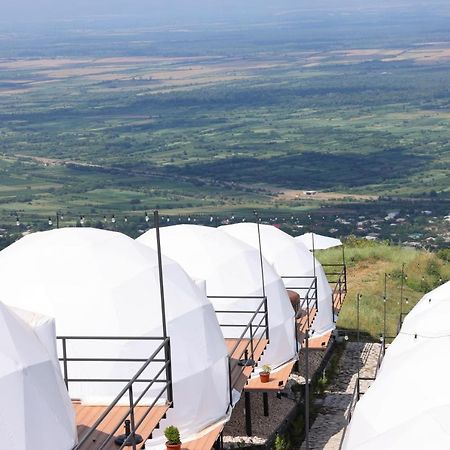 Отель Signagi Glamping Экстерьер фото