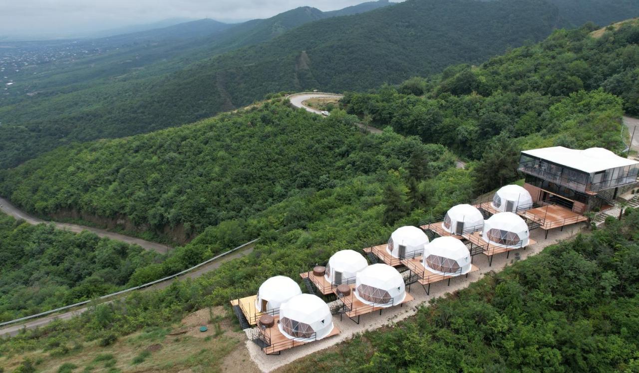 Отель Signagi Glamping Экстерьер фото