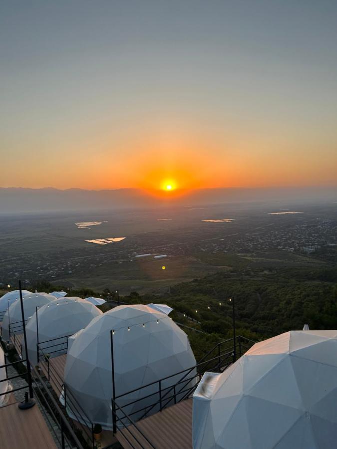 Отель Signagi Glamping Экстерьер фото